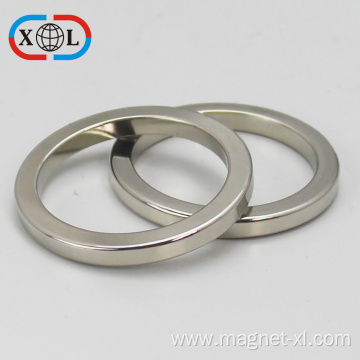 35H Neodymium large ring magnet with hole